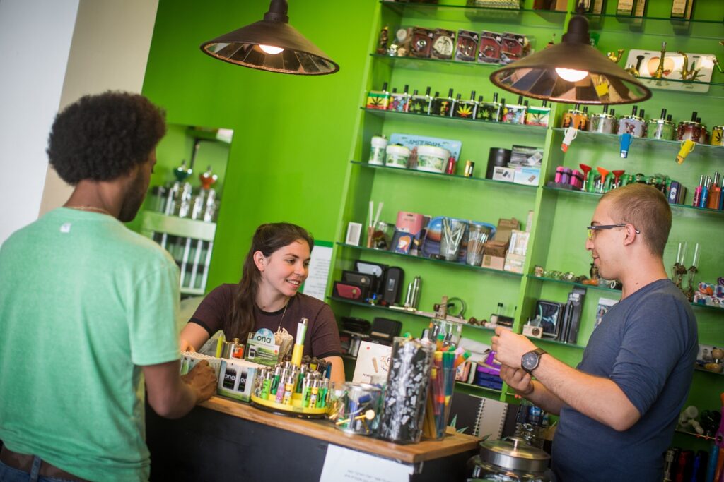cannabis shop in israel
